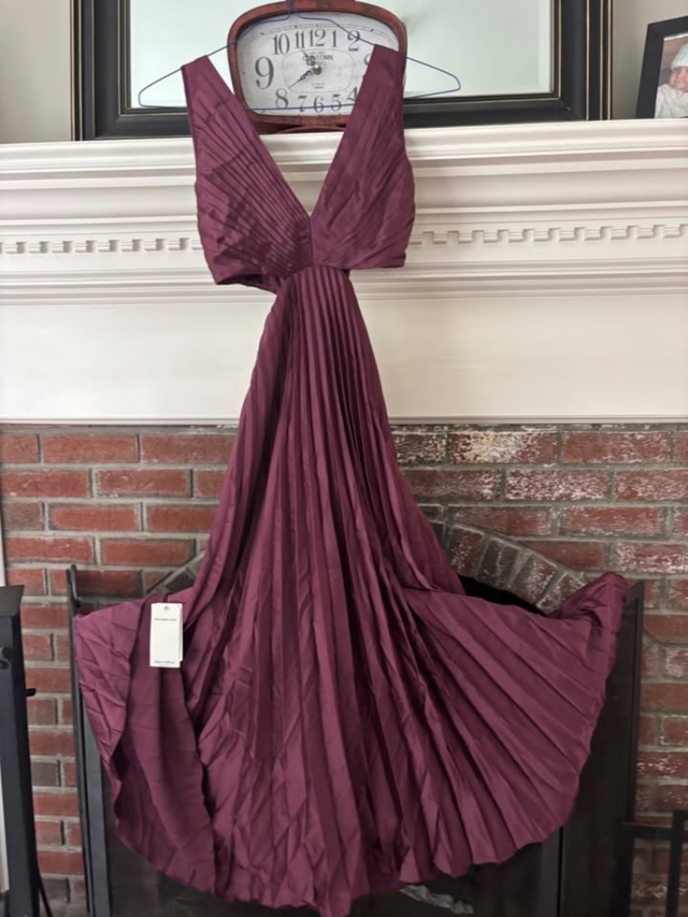 Abercrombie Giselle Halter Maxi Dress NWT Burgundy Small